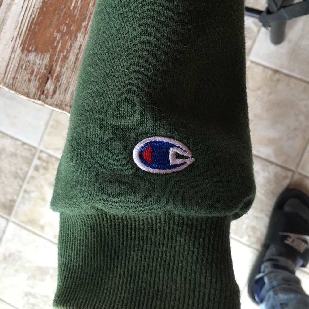 Authentic Supreme X Champion hoodie💯